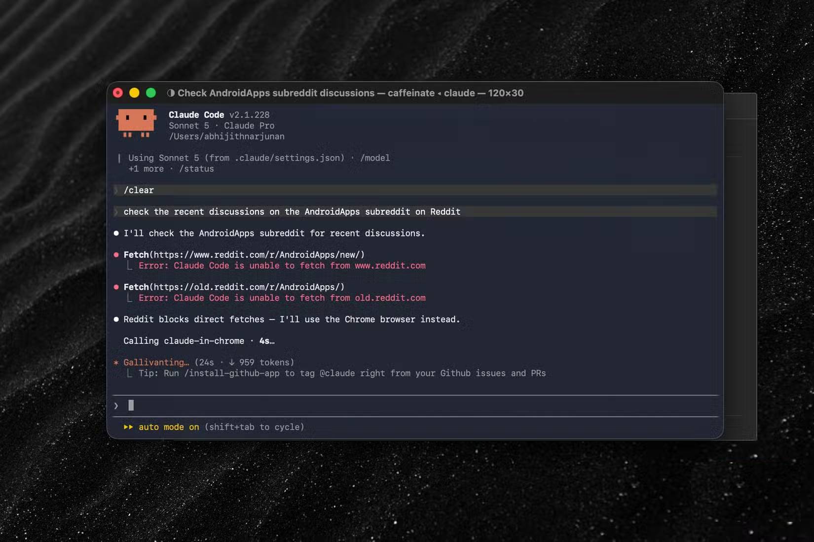 Claude Code hiển thị kết quả lấy dữ liệu web từ Reddit