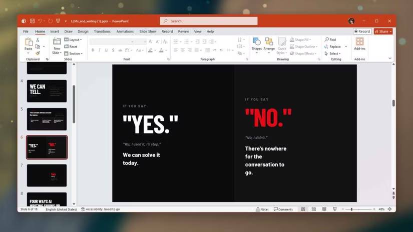 Bản thuyết trình PowerPoint hiển thị chữ YES và NO với kích thước lớn và độ tương phản cao, nằm ở hai cột của slide