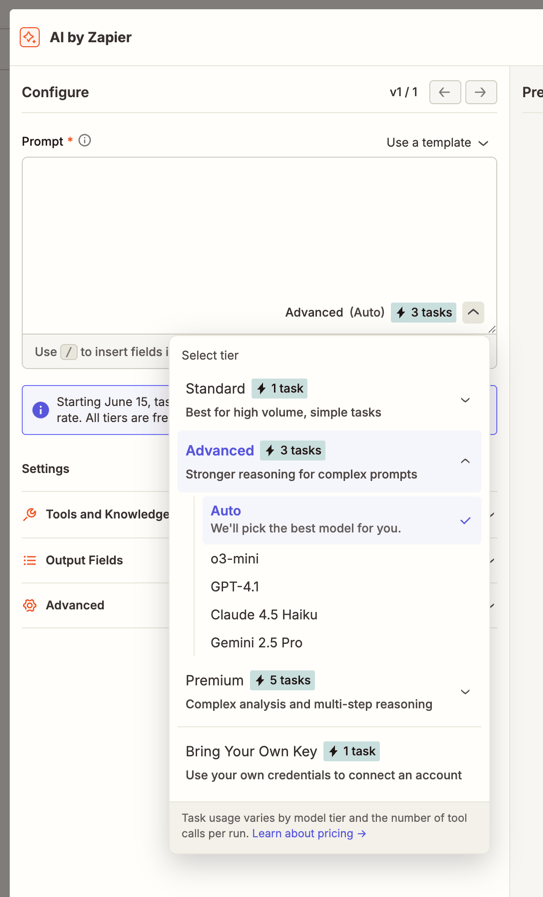 Menu drop-down chọn mô hình trong trường Prompt hiển thị các tùy chọn cấp độ: Standard (Tiêu chuẩn), Advanced (Nâng cao), Premium (Cao cấp) và Bring Your Own Key (Sử dụng key riêng).