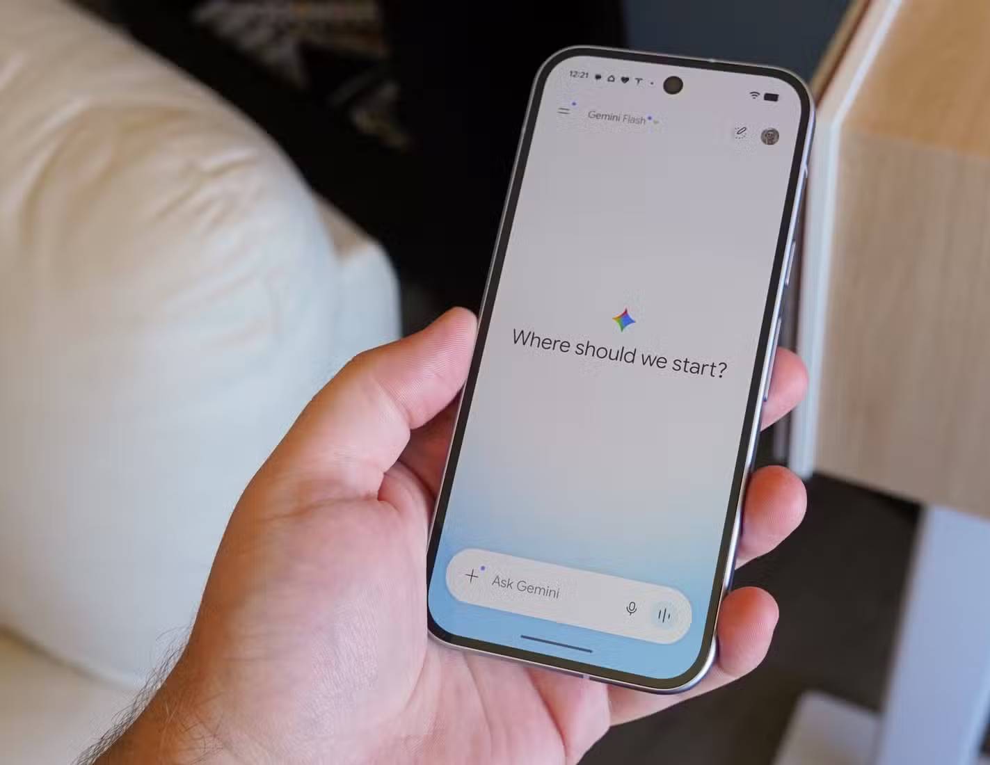 Ứng dụng Gemini trên điện thoại Pixel 11 Pro